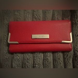 Nine West women’s wallet